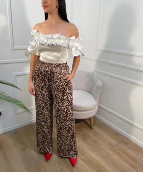 Blusa de vuelos blanca