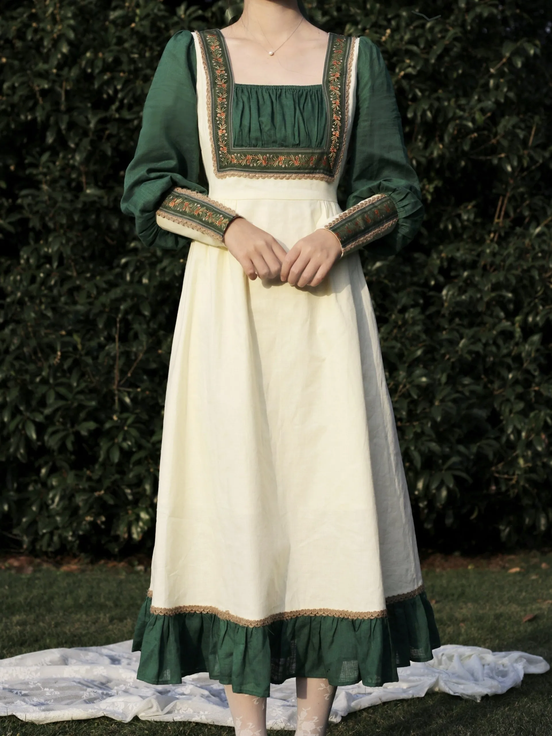 Gunne Sax Style Emerald Green Dress