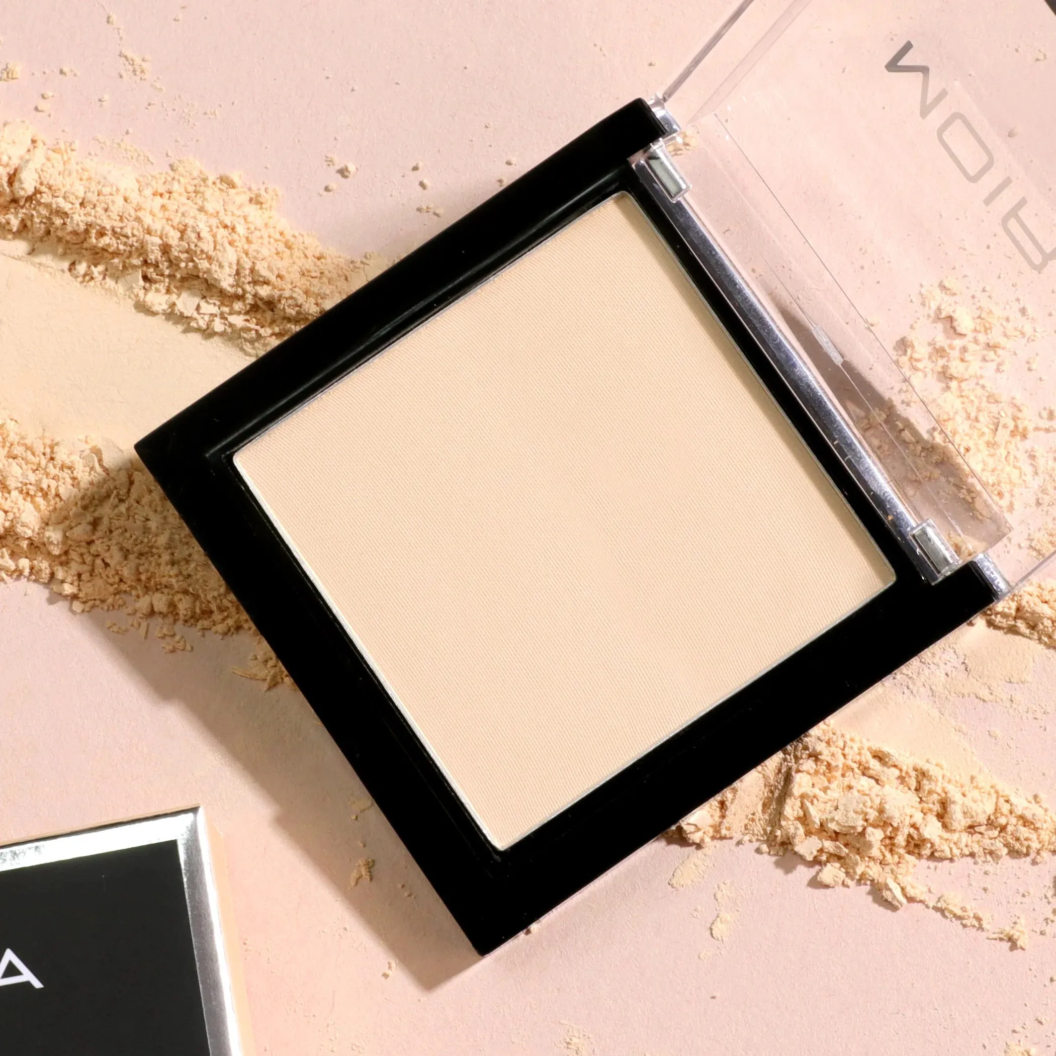 MOIRA Lavish Pressed Finishing Powder