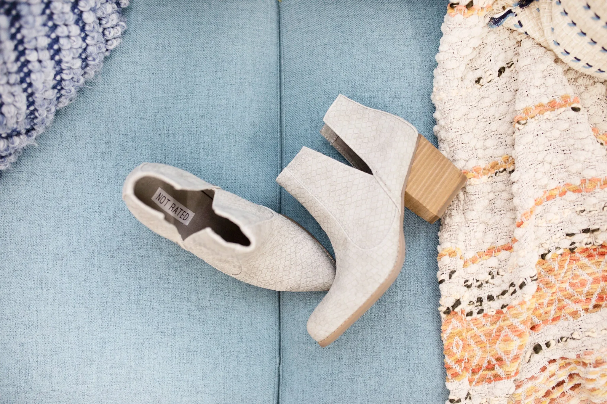 Tarim Booties in Grey